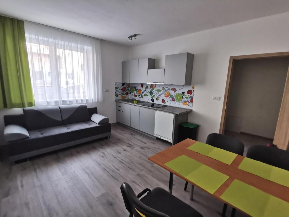 Comenius Apartments - Apartmany Na Rohu Svidnik Buitenkant foto