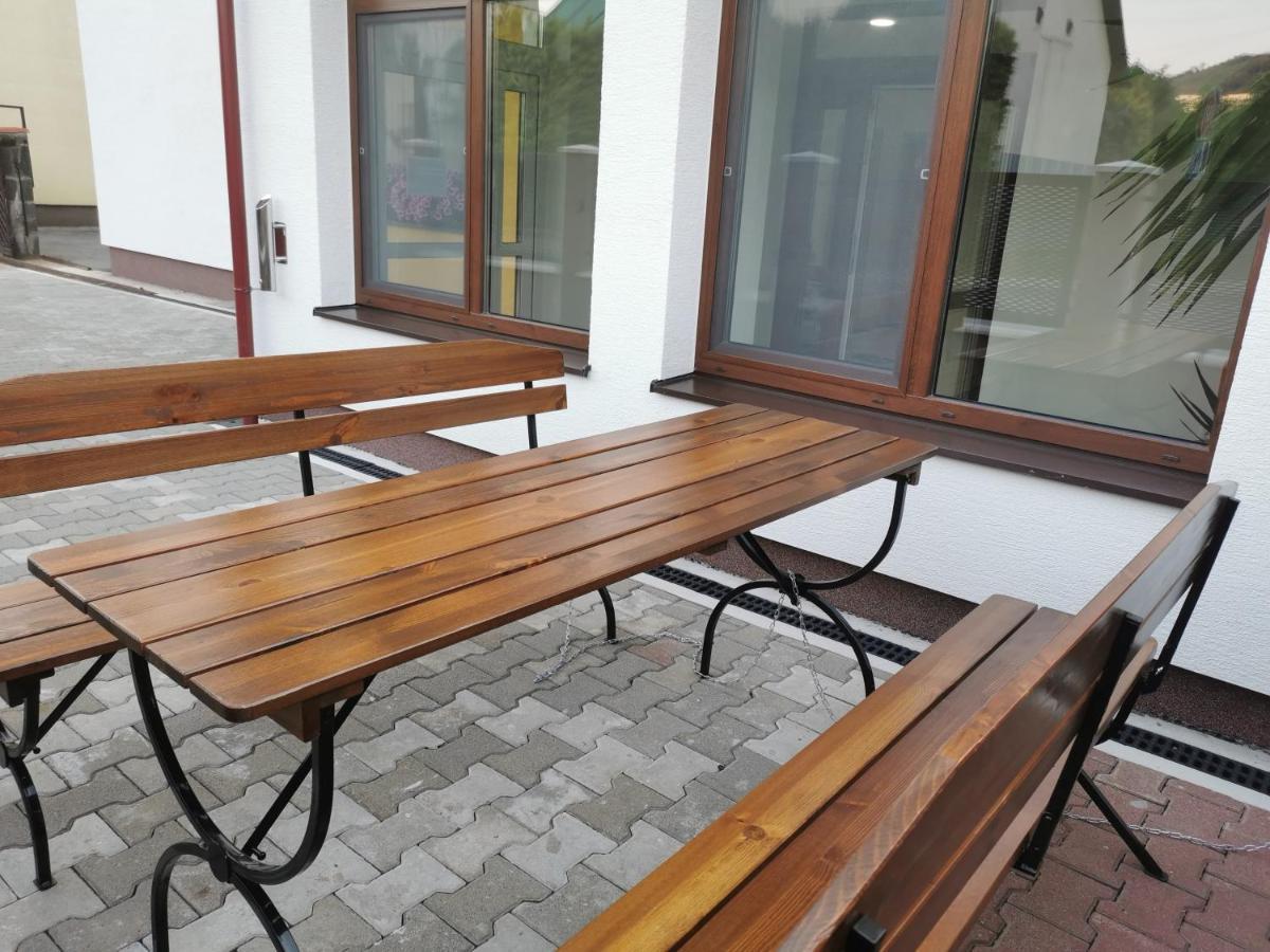 Comenius Apartments - Apartmany Na Rohu Svidnik Buitenkant foto