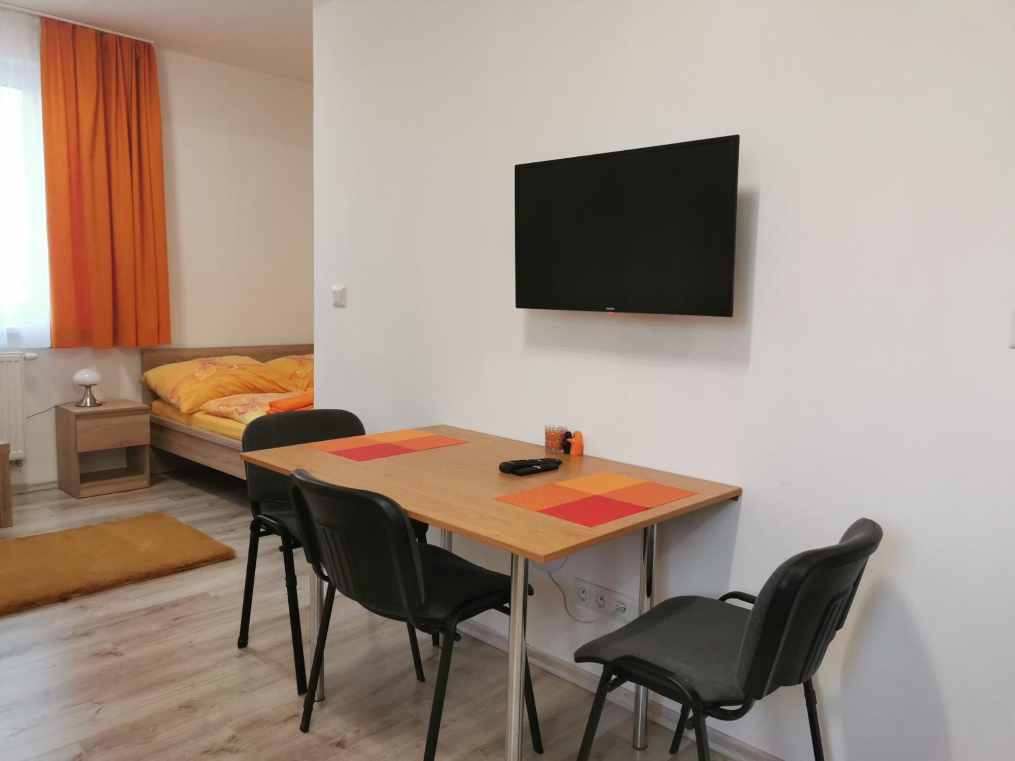 Comenius Apartments - Apartmany Na Rohu Svidnik Kamer foto